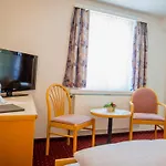 فندق Heilquelle-leukerbad-therme 3*