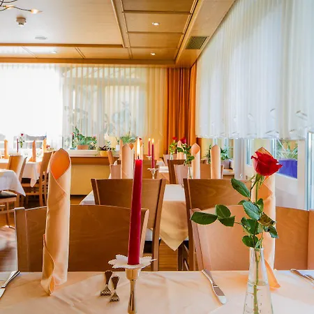 Otel Heilquelle-leukerbad-therme