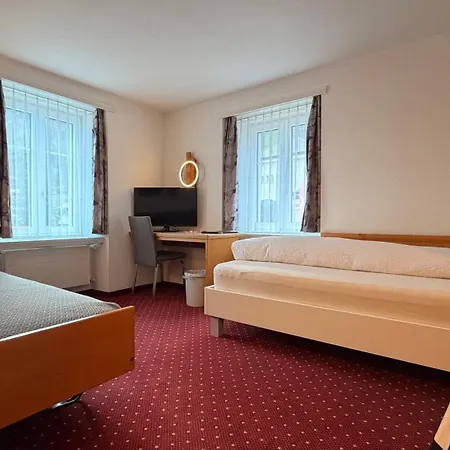 Heilquelle-leukerbad-therme 3* لوكباد