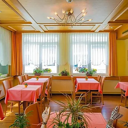 Heilquelle-leukerbad-therme