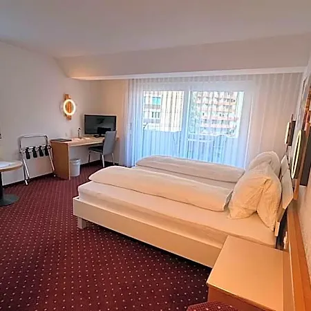 Hotel Heilquelle-leukerbad-therme 3*