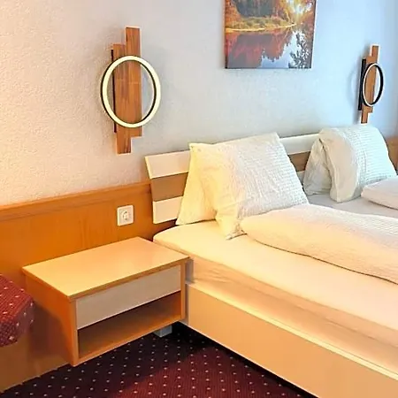 Heilquelle-leukerbad-therme 3*