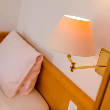 Otel Heilquelle-leukerbad-therme Leukerbad