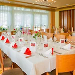 מלון Heilquelle-leukerbad-therme 3*