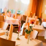 מלון Heilquelle-leukerbad-therme 3*