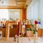 Hotell Heilquelle-leukerbad-therme