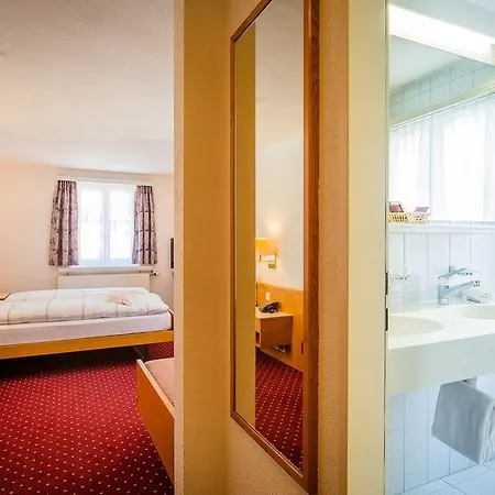 Heilquelle 3*