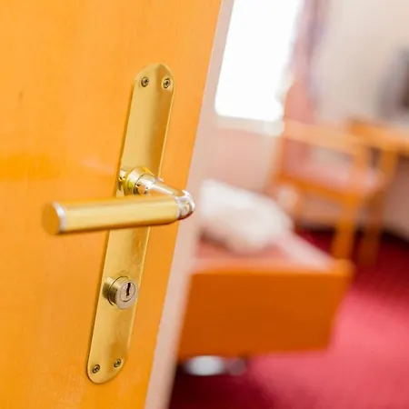 Hotel Heilquelle 3*